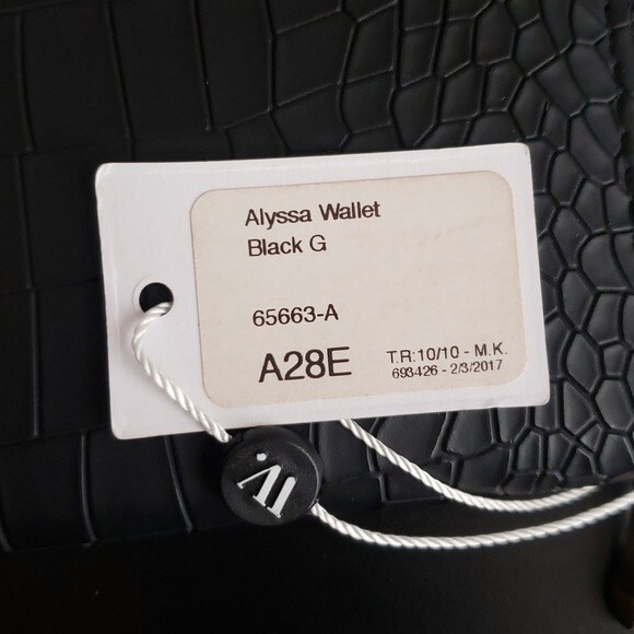 Alyssa Black Croc Print Wallet - Picture 6 of 6